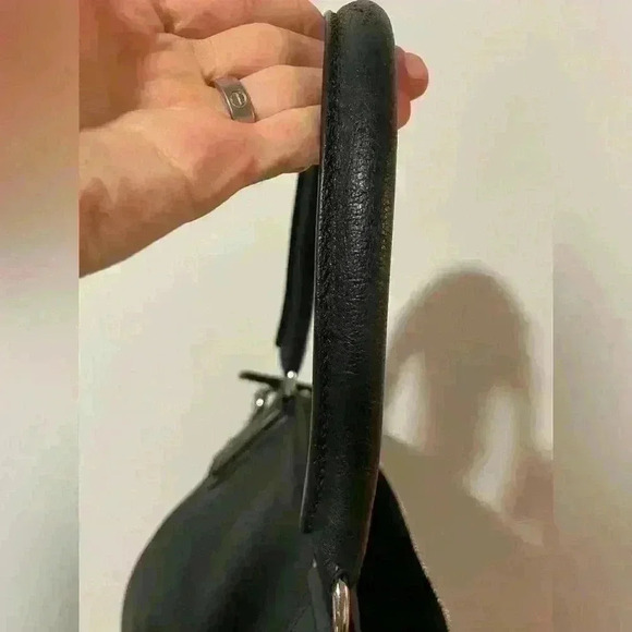 Authentic  Givenchy Pandora Shoulder Bag - Picture 12 of 14